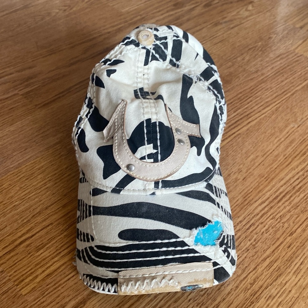 Women’s True Religion hat